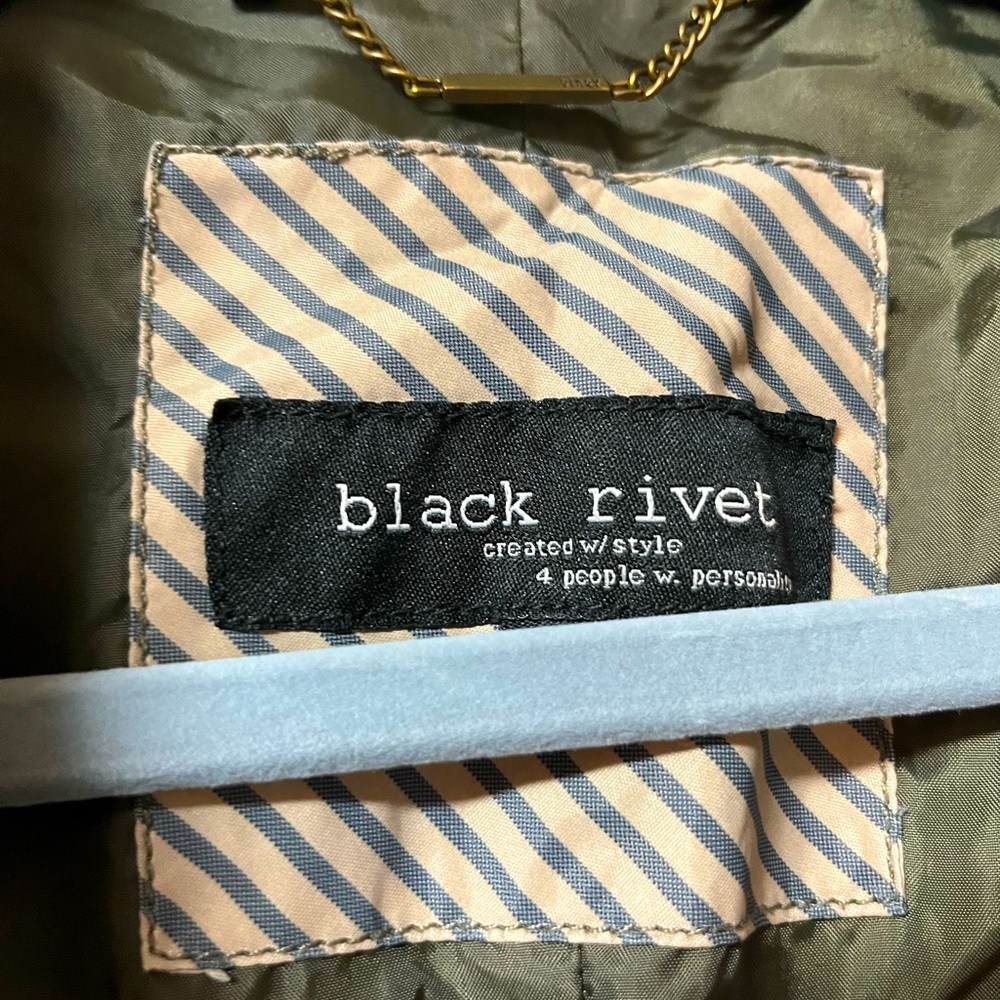 Black Rivet Cascade style Jacket - Picture 4 of 5